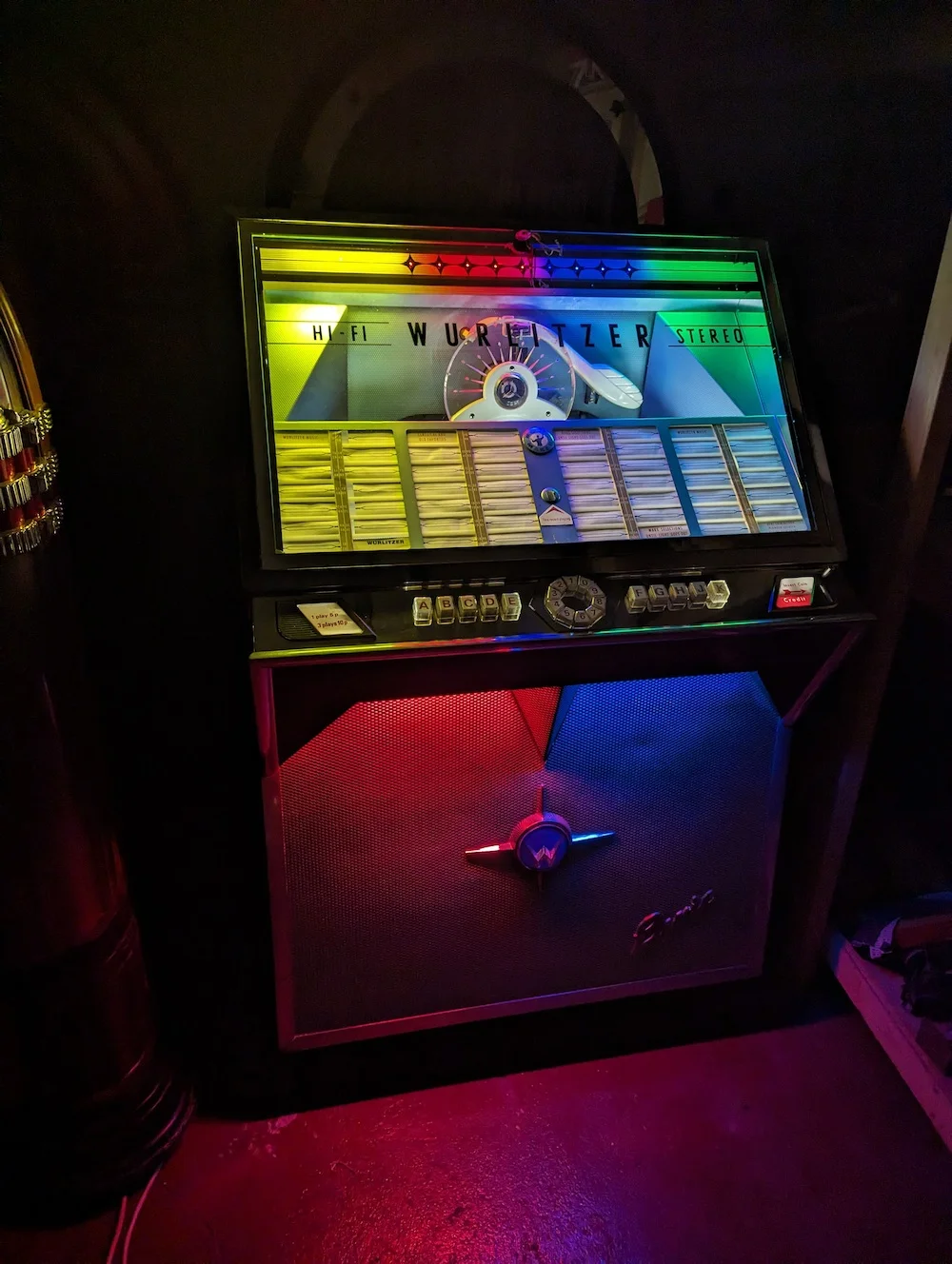Wurlitzer Lyric 1966 Jukebox - Hardman Amusements