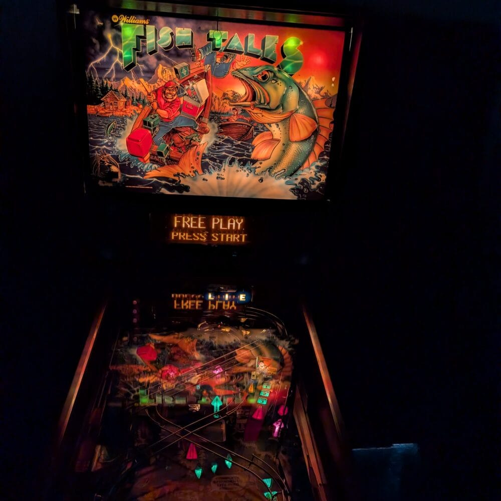 Alternative view of Williams fish tales pinball machine
